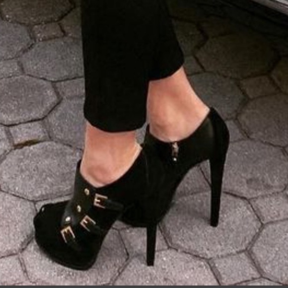 Louis Vuitton Black Suede & Leather Peep Toe Platform 🖤🖤🖤🖤🖤🖤🖤🖤🖤🖤🖤🖤 - Picture 1 of 15